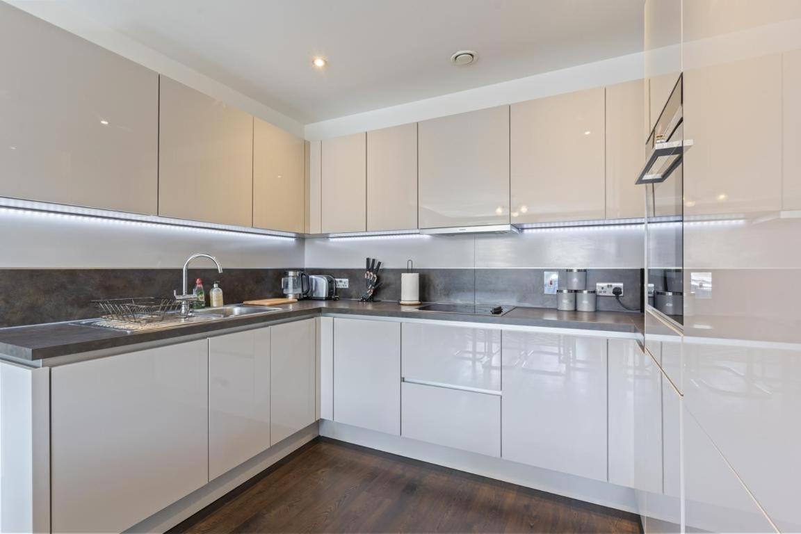 Kingsland High Street Apartment *