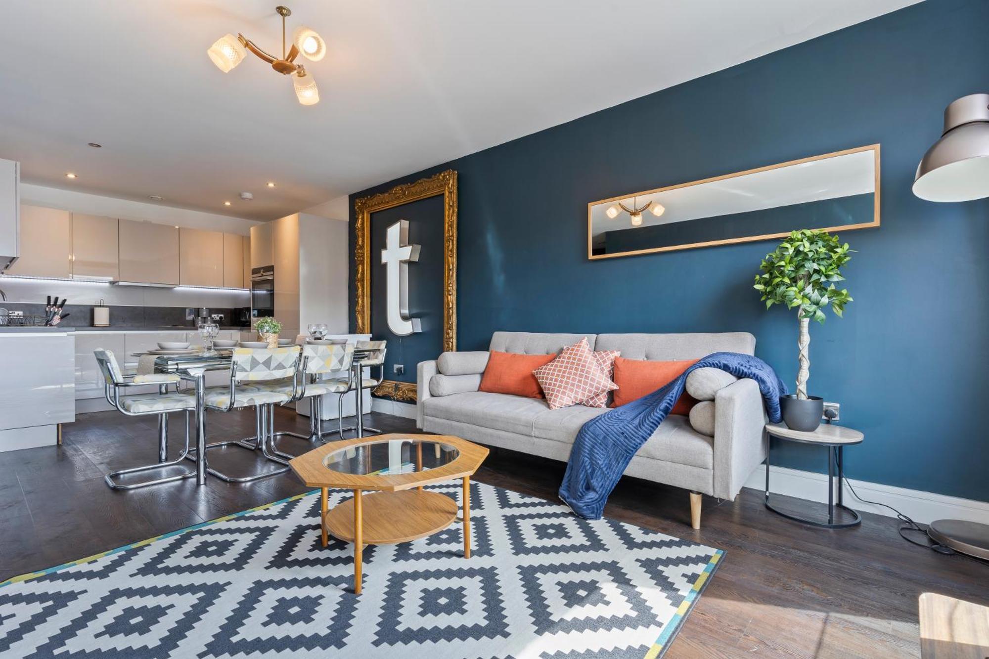 Apartment Kingsland High Street London